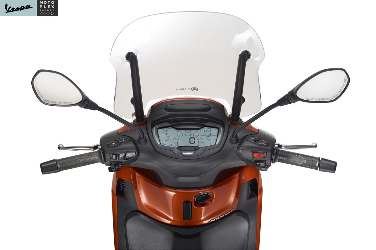 Kính chắn gió thấp trong suốt